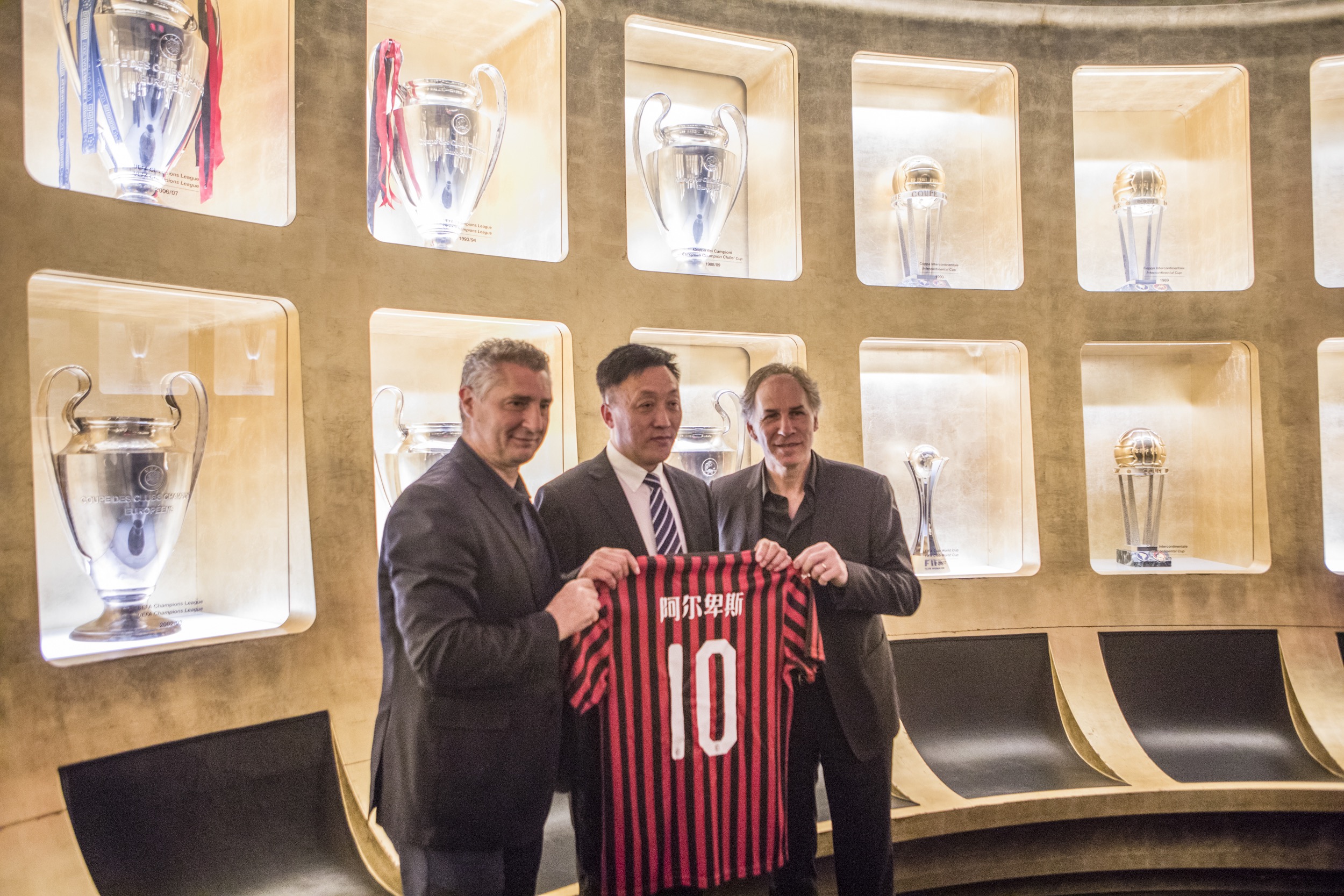 NiKo赛后坦言：淘汰表哥huNter-很纠结！亲手摧毁G2的钥匙感觉很爽