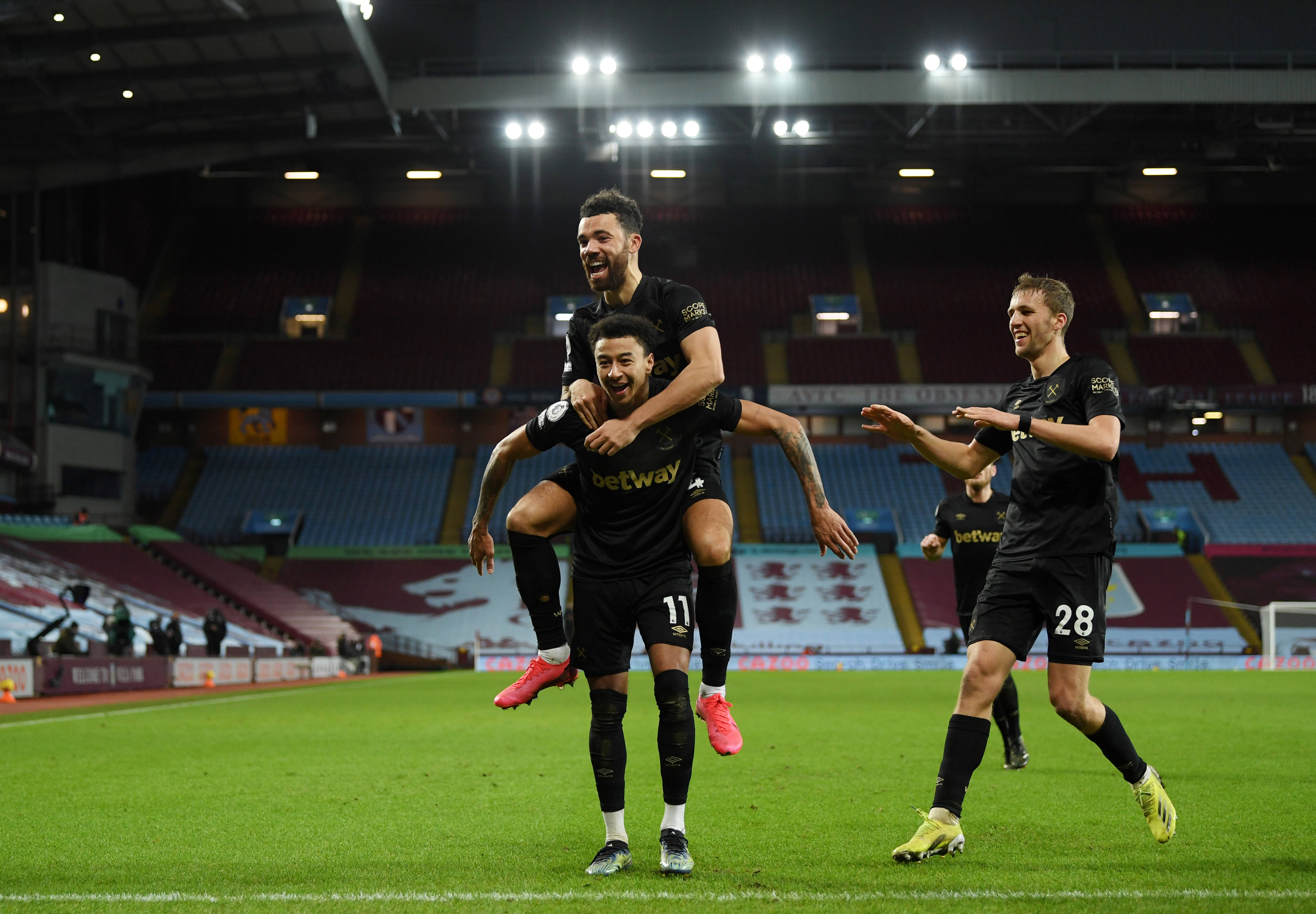 扶正巴萨未来之星！立刻起用！4场比赛制造7球，费尔明的数据到底靠谱吗？