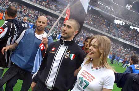 综合格斗赛事阵容公布