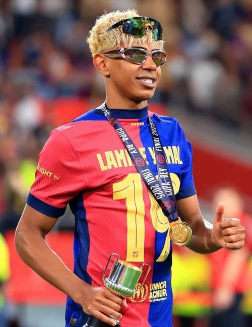 《生化危机9：安魂曲》双主角有两种不同的玩法风格