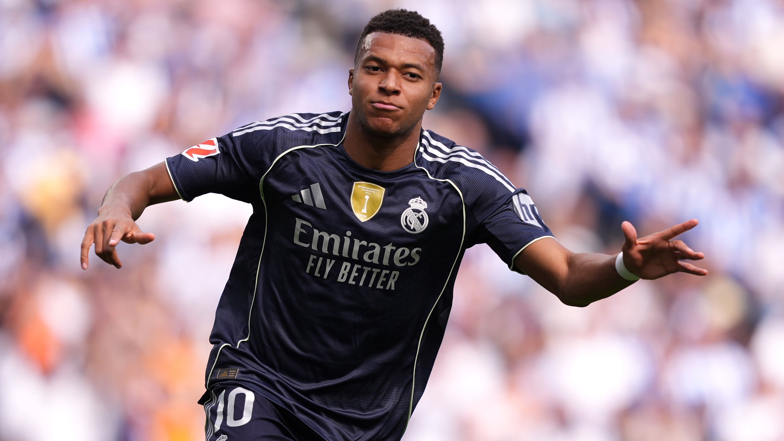 西亚卡姆闪耀，步行者艰难赛季中的亮点