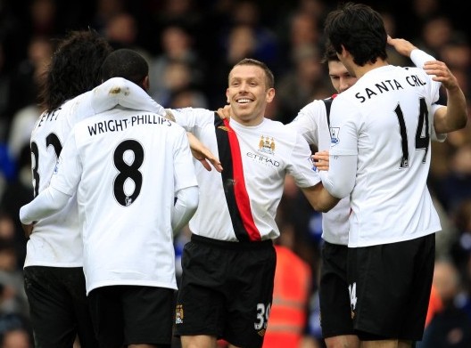 [图]莱昂纳多传射李新翔破门 上海海港3-1河南队五轮不败